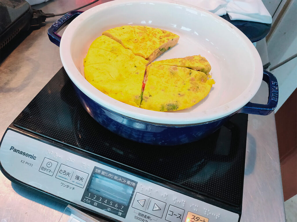 スパニッシュオムレツ