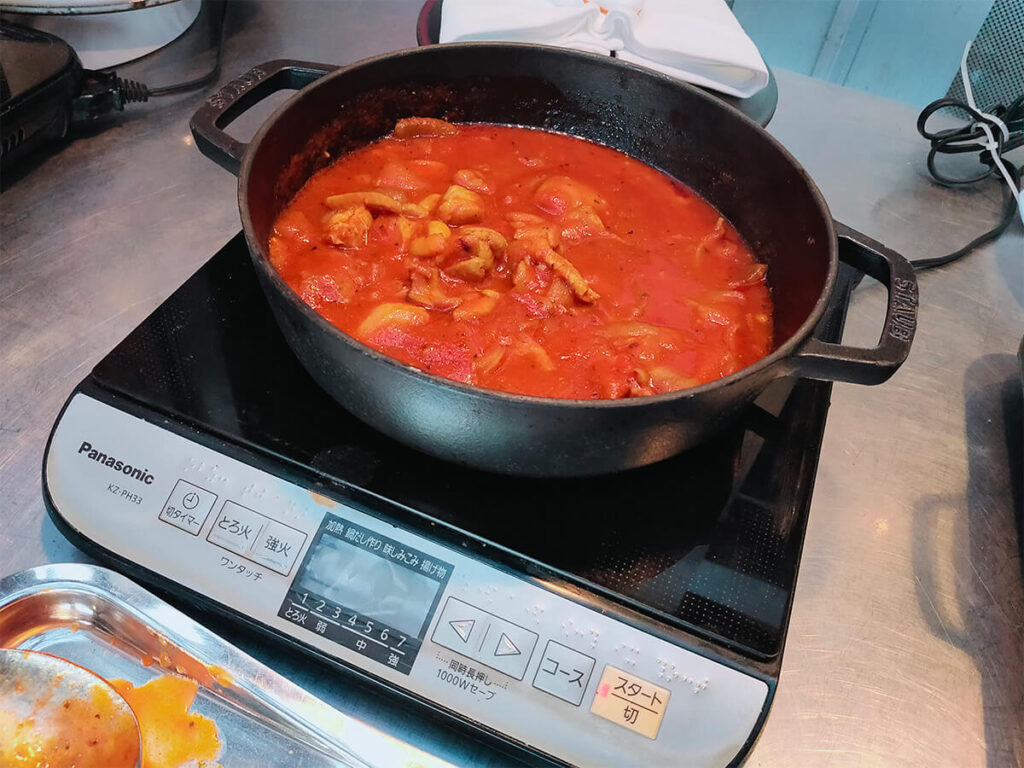 鶏ときのこのトマト煮