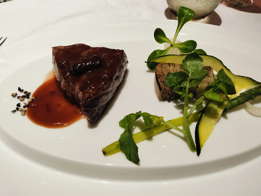 もとぶ牛のサーロインステーキ