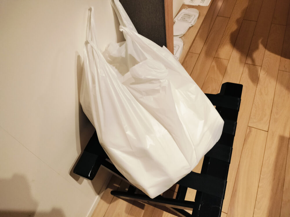 子ども用アメニティというかビニール袋にタオルが入っている