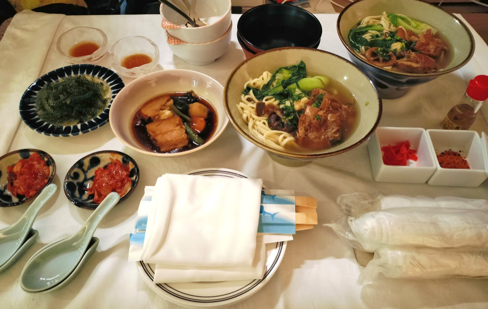 ルームサービス♪